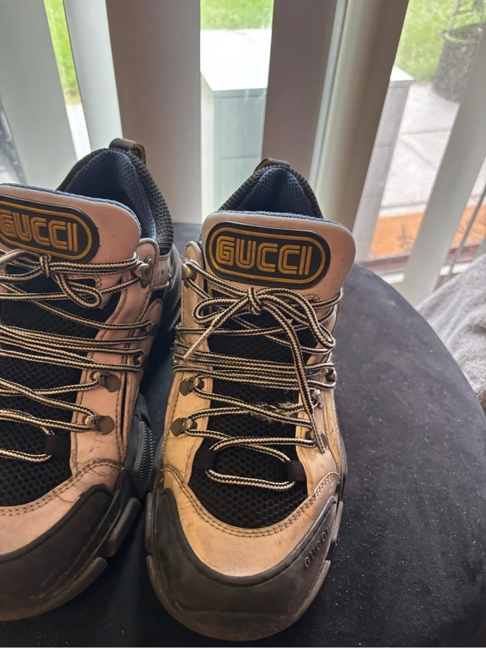 Authentic Men Gucci sneakers size 7
